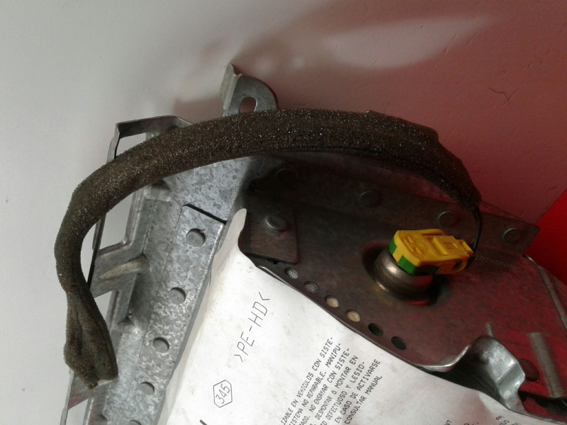 Airbag Passager RENAULT Clio II (BB0/1/2_, CB0/1/2_) Imagem-1