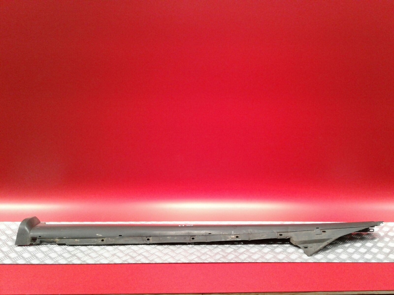 Left side sill AUDI Allroad (4BH, C5)