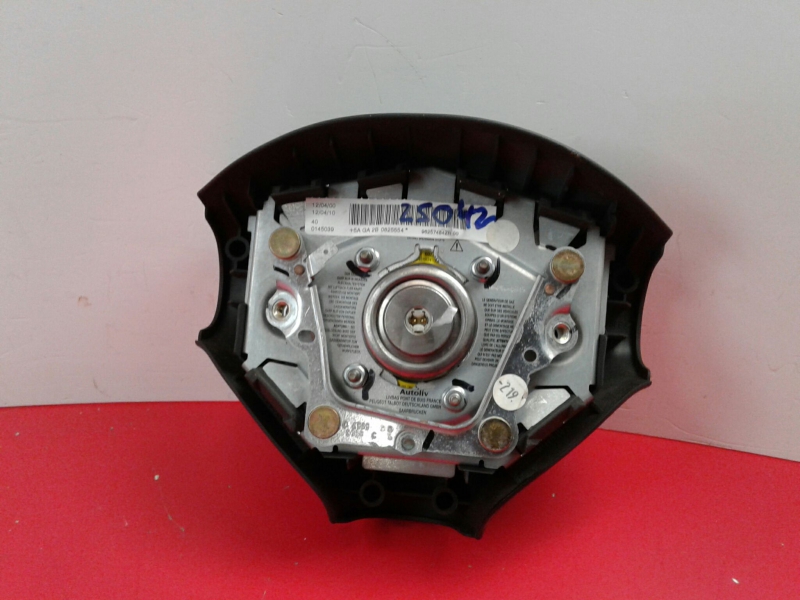 Airbag du Volant PEUGEOT 206 (2A/C) Imagem-1