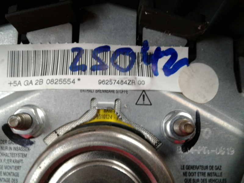 Airbag du Volant PEUGEOT 206 (2A/C) Imagem-2