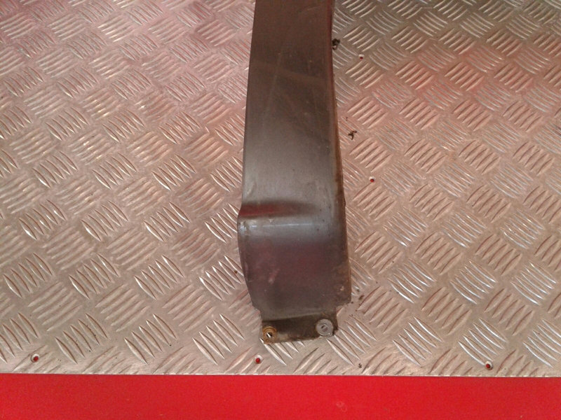 Guardabarros derecho CHRYSLER Voyager IV (RG, RS) Imagem-1