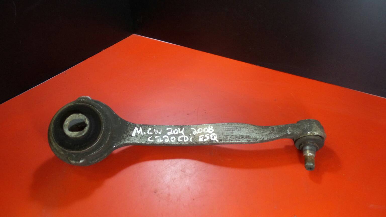 Brazo suspensión delantero izquierdo MERCEDES-BENZ Classe C (W204)