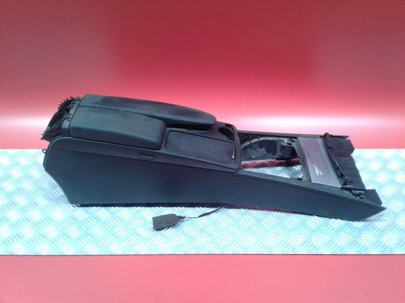 Center console  MERCEDES-BENZ Classe C (W204)