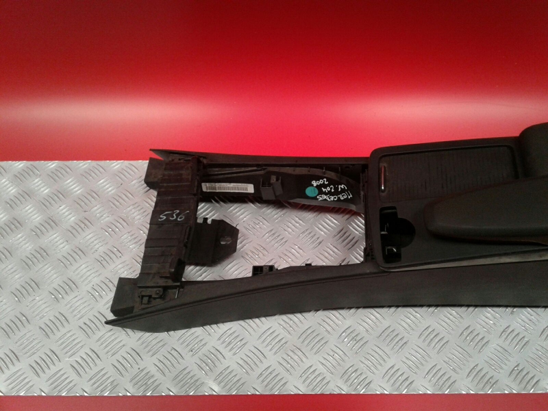 Consola central MERCEDES-BENZ Classe C (W204) Imagem-1