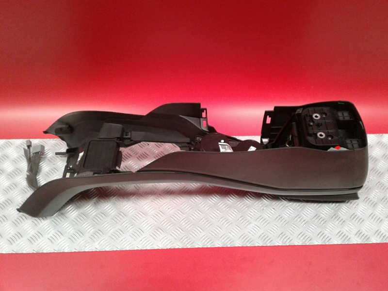 Console central VOLVO V40 Hatchback Imagem-6