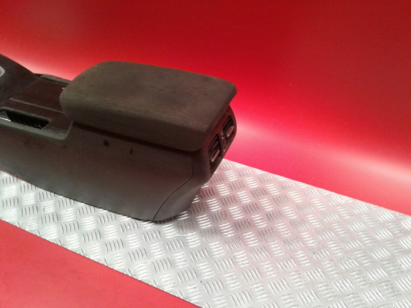 Center console  HONDA Accord VIII Sedan (CU_) Imagem-2