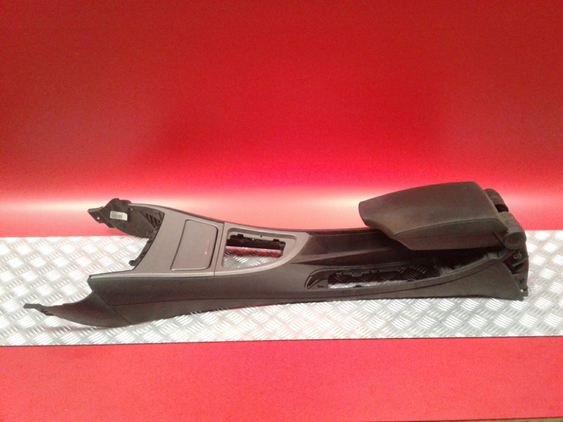Center console  BMW 1 (E87)