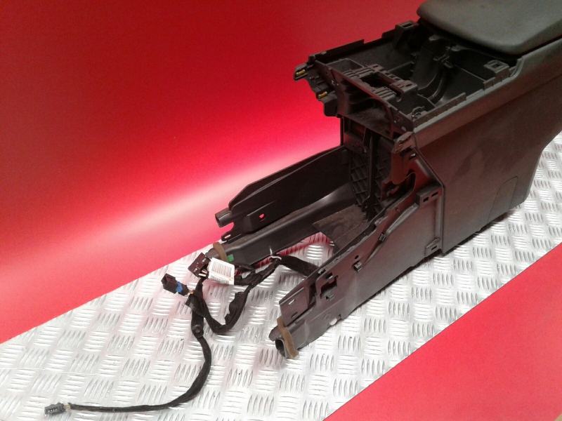 Consola central PEUGEOT 3008 I (0U_) Imagem-2