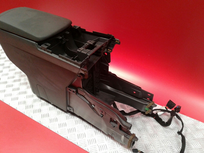 Consola central PEUGEOT 3008 I (0U_) Imagem-5