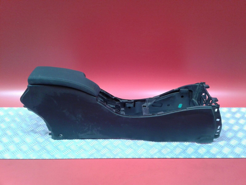 Center console  RENAULT Megane III (BZ0_)