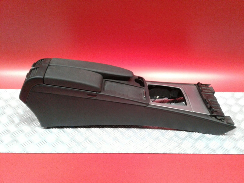 Mittelkonsole MERCEDES-BENZ Classe C (W204) Imagem-3