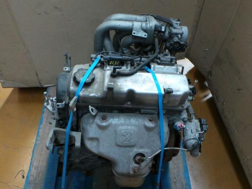 Moteur complet MITSUBISHI Space Star Combi (DG_A)