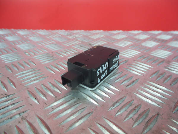 Botón / interruptor electromecánico VOLVO V50 (MW)