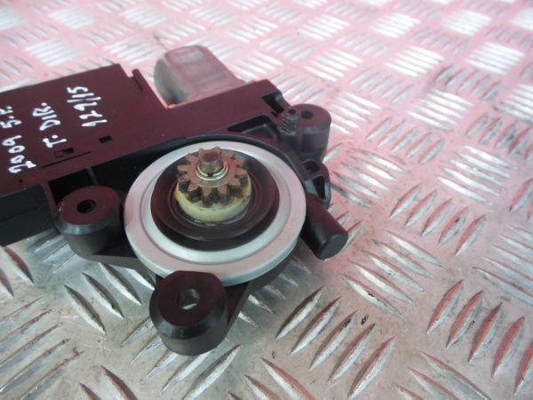 Motor Elevalunas Trasero Derecho VOLVO V50 (MW) Imagem-1