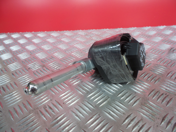 Pretensor cinturón Trasero Derecho VOLVO V50 (MW) Imagem-3