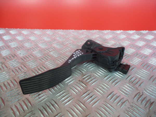 Pedal acelerador CHEVROLET Cruze (J300)