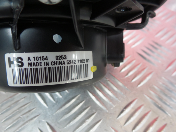 Motor de calefacción CHEVROLET Cruze (J300) Imagem-2