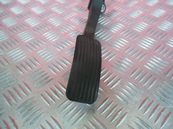 Pedal acelerador CHEVROLET Epica (KL1) Imagem-1