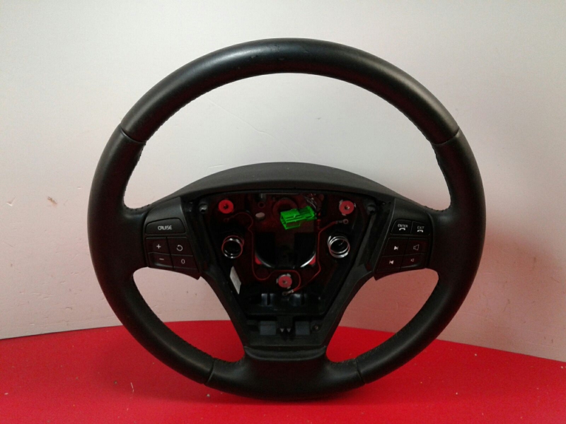 Volant de direction VOLVO V50 (MW)