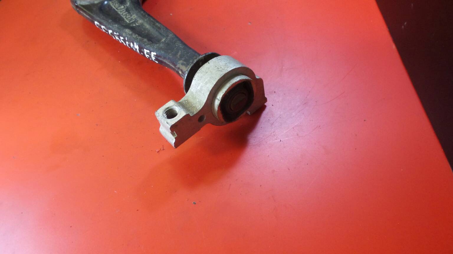 Braço de suspensão frente esquerdo CITROËN C5 III (RD_) Imagem-1