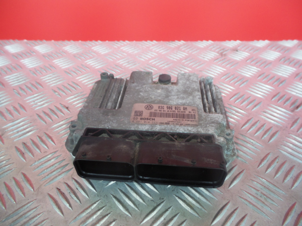 Centralina motor / ECU SKODA Superb II Hatchback (3T4) Imagem-1