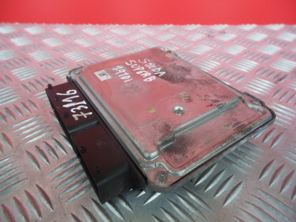 Centralina motor / ECU SKODA Superb II Hatchback (3T4) Imagem-4
