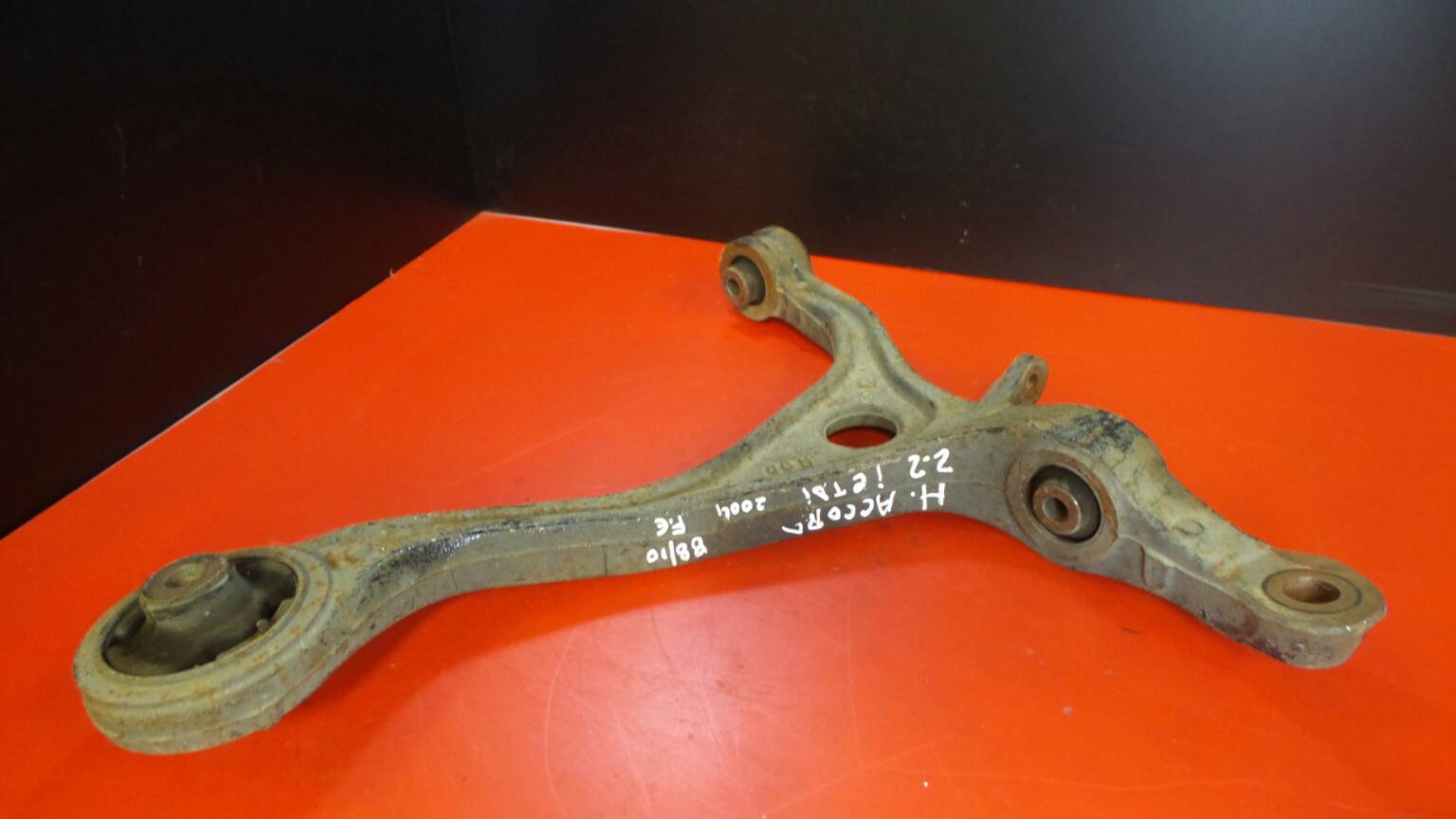 Bras de suspension Avant gauche HONDA Accord VII Sedan (CL_, CN_)