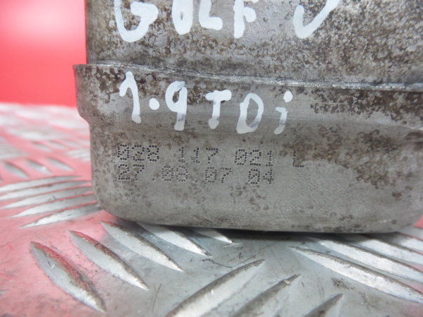 Radiador do óleo VOLKSWAGEN Golf V (1K1) Imagem-4