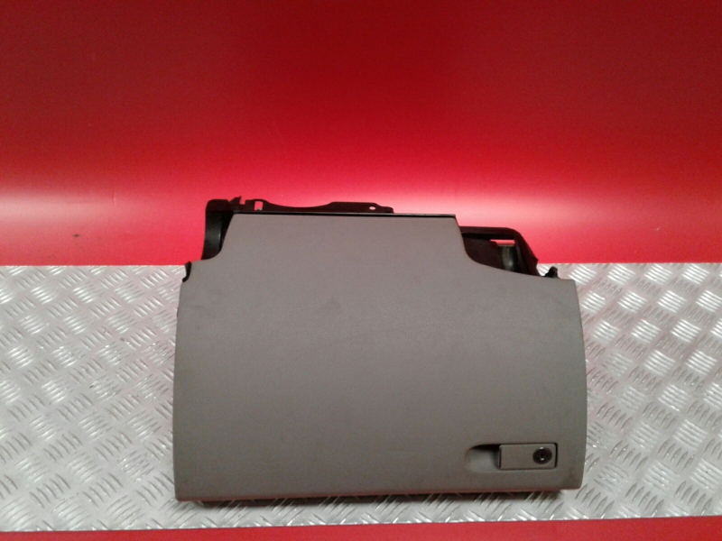 Glove Box / Compartment MERCEDES-BENZ Classe C (W204)
