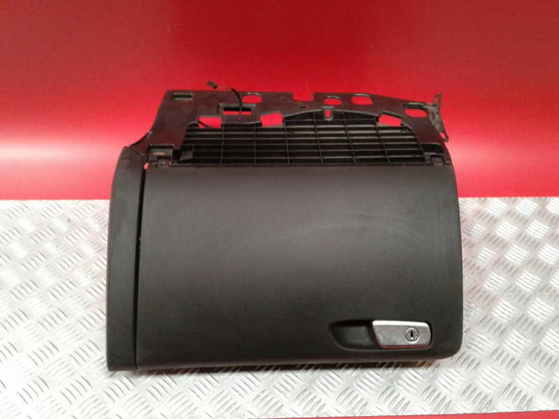 Glove Box / Compartment AUDI A5 (8T3)