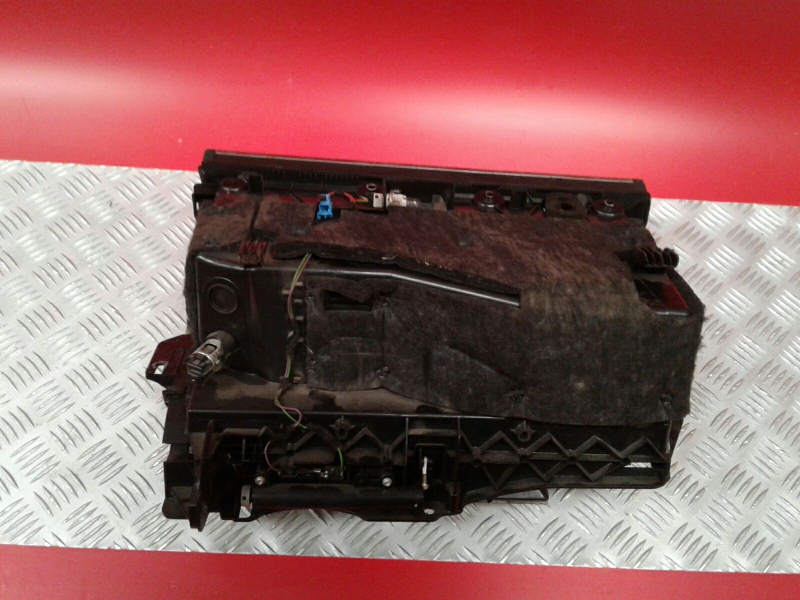 Glove Box / Compartment MERCEDES-BENZ Classe C (W204) Imagem-1