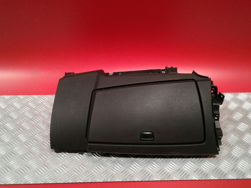 Glove Box / Compartment BMW 1 (E87)