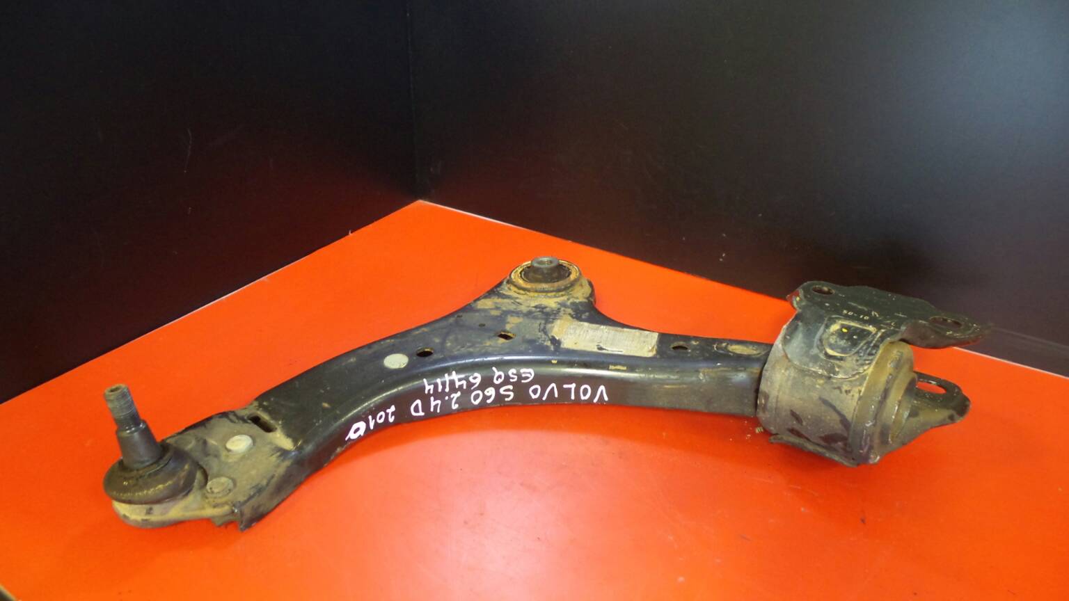 Left front suspension arm VOLVO S60 II (134)