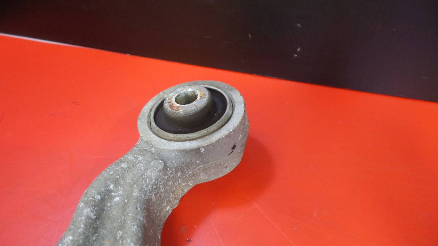 Brazo suspensión delantero izquierdo VOLVO XC70 Cross Country Imagem-1