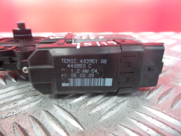 Motore alzacristallo anteriore destro KIA Ceed (ED) Imagem-2