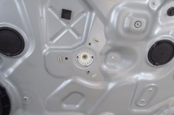 Alzavetro anteriore destro KIA Ceed (ED) Imagem-1