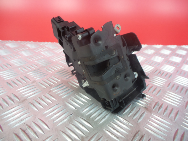 Serratura / chiusura porta anteriore sinistro FORD Focus II (DA_)