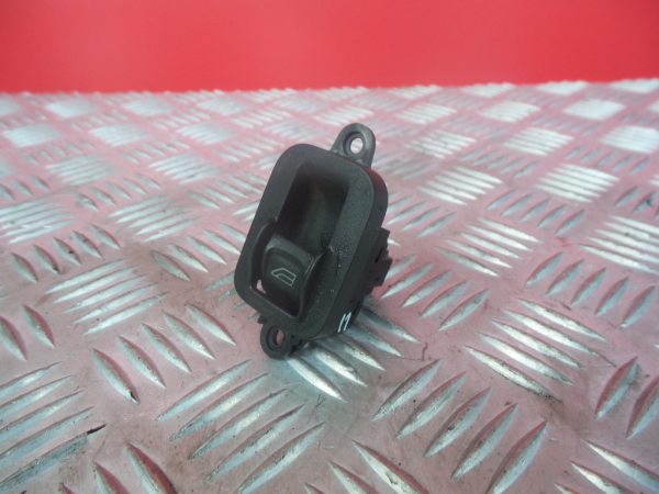 Commande / interrupteur lève-vitre Arrière Droite VOLVO V50 (MW)