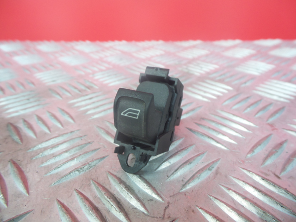 Commande / interrupteur lève-vitre Avant Droite VOLVO V50 (MW)