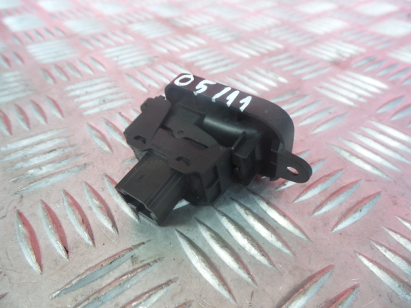 Left Rear window control VOLVO V50 (MW) Imagem-4