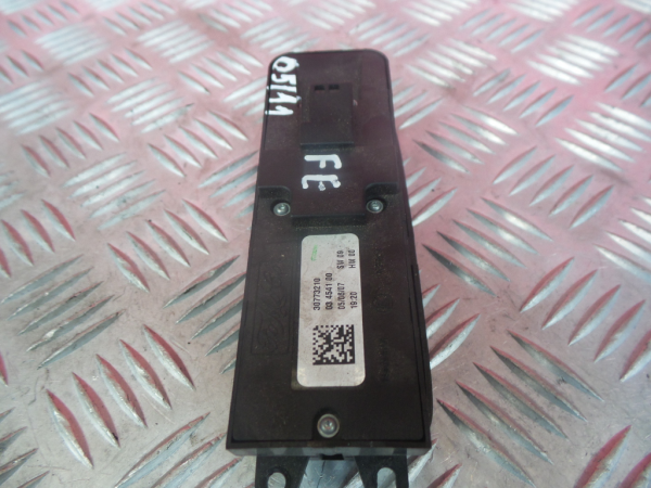 Commande / interrupteur lève-vitre Avant gauche VOLVO V50 (MW) Imagem-3