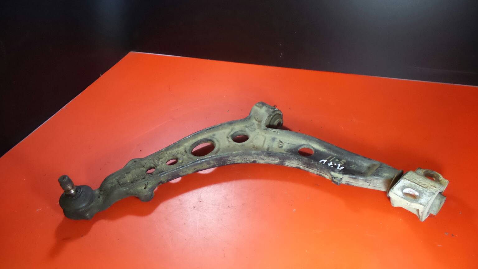 Bras de suspension Avant gauche FIAT Punto (176_)