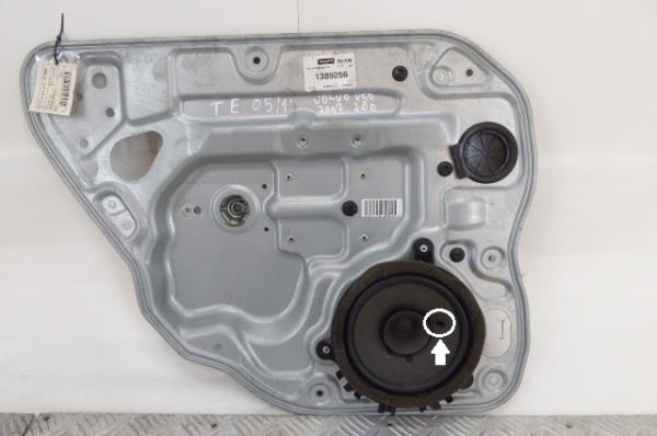 Elevalunas trasero izquierdo VOLVO V50 (MW)