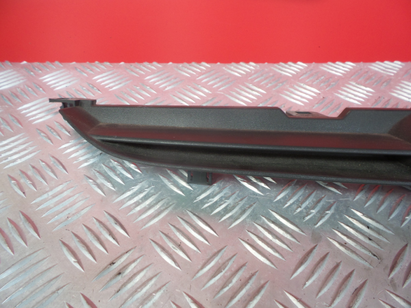 Griglia anteriore FORD Fiesta VI (CB1, CCN) Imagem-1