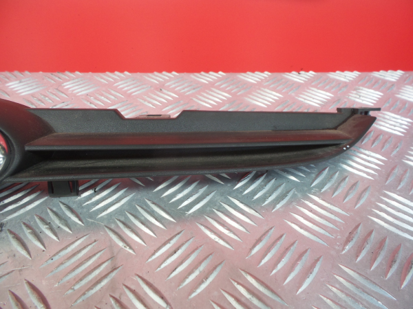 Griglia anteriore FORD Fiesta VI (CB1, CCN) Imagem-2