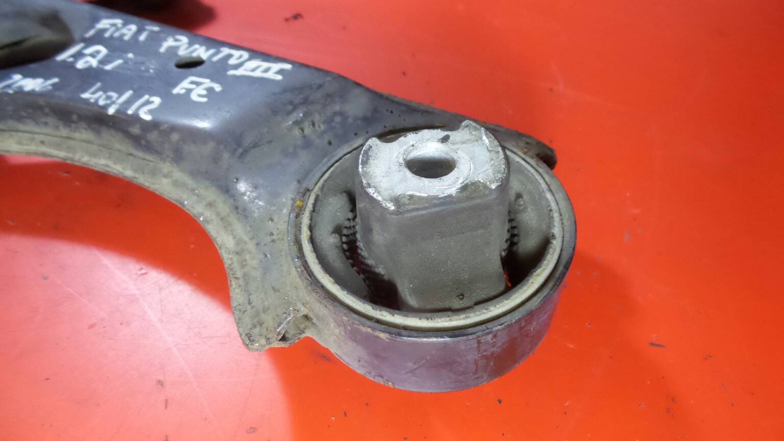 Left front suspension arm FIAT Punto (188_) Imagem-1
