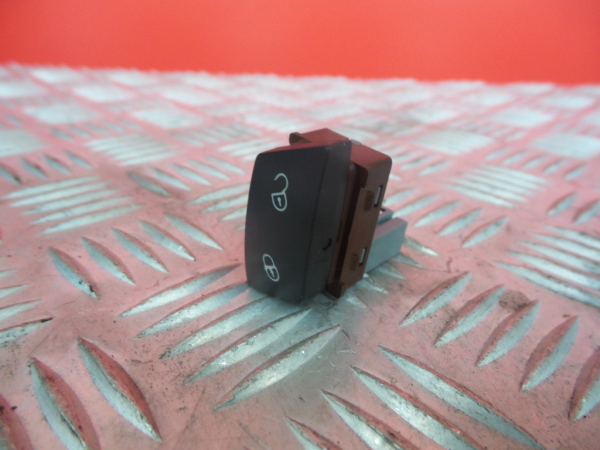 Botão / interruptor electromecânico / relé SKODA Superb II Hatchback (3T4)