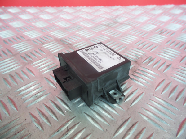 Botão / interruptor electromecânico / relé SKODA Superb II Hatchback (3T4)