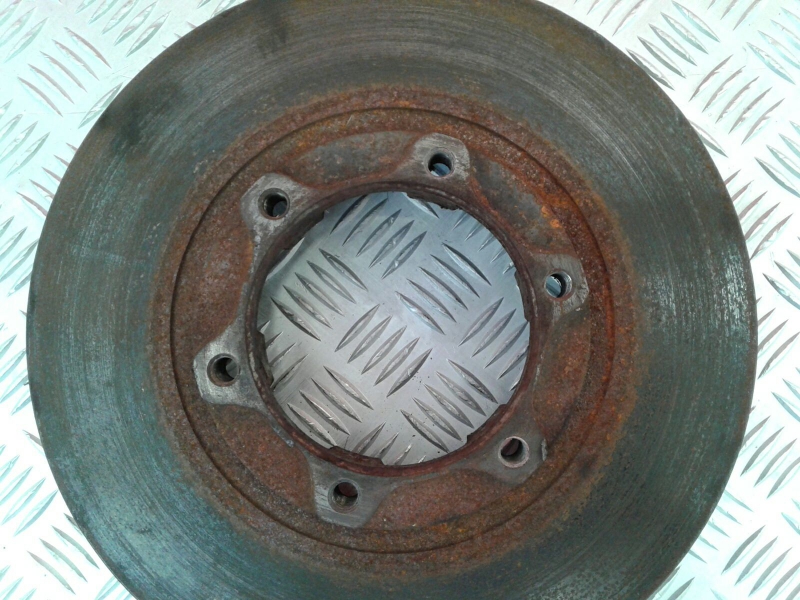 Disque de frein avant Droite MITSUBISHI Canter (FB7, FB8, FE7, FE8) VII Imagem-1