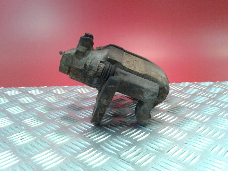 Étrier de frein arrière gauche MITSUBISHI Canter (FB7, FB8, FE7, FE8) VII Imagem-1